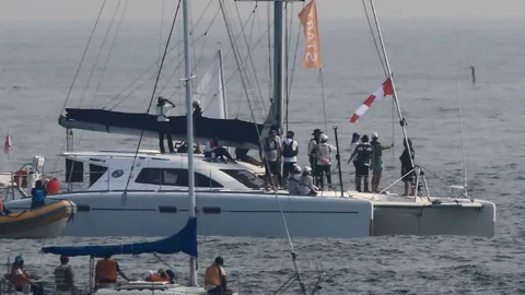 鲁能海南基地训练瞬间：马加特亲授传球技巧，戴琳练射实心球